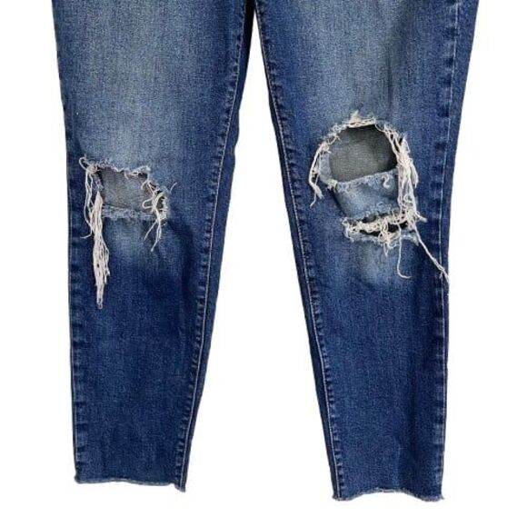 Old Navy High Waisted Button Fly OG Straight Ripped Cut Off Jeans Raw Hem 6 - Picture 5 of 9